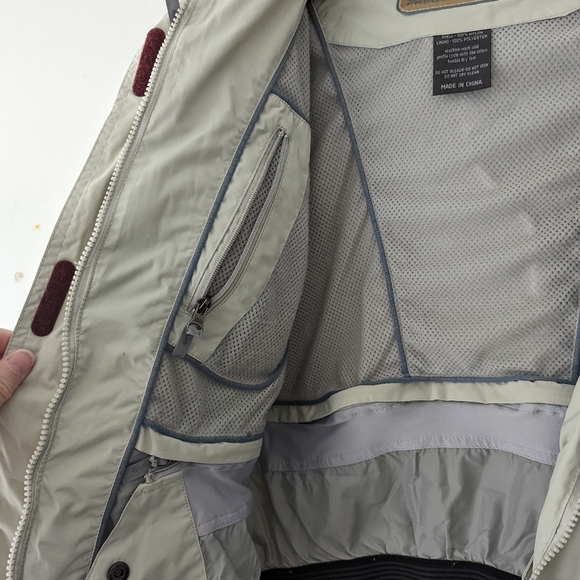 Dub Brand Winter Jacket Frequency Series women's Size S - Picture 3 of 8